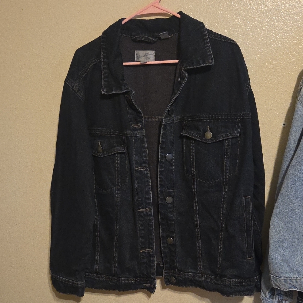 Universal Thread Charcoal Denim Jacket - image 4